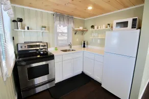 Completely updated detached cottage/Paugus Bay! - Image 2