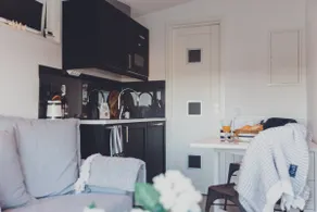 Cozy guest house with ocean view - Image 4