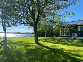 Tranquil lakefront cottage on beautiful North Lake - Image 5