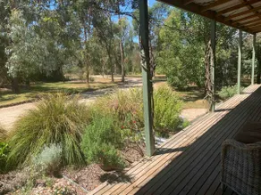 Maddens Cottage - Relax in the heart of the Yarra Valley wine district. - Image 5