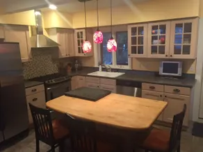 Large New England Home w/ Gorgeous Mountain Views - Image 4