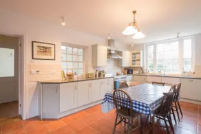 Blakeney House - Image 4