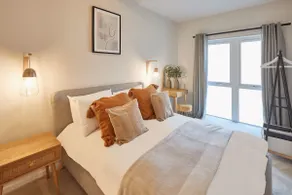 Host & Stay - Skyline Apartment - Image 3