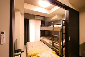 Private cozy room with free wifi & Netflix streams, 5mins from the train station - Image 4