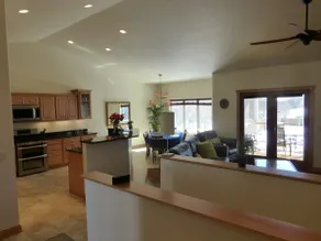 High Quality/Value 4+ Bed 3 Bath 20 min -Madison - Image 4