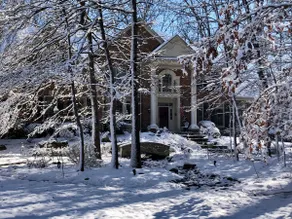 Gorgeous, Wooded 3 Acre Estate -5 Bed/4  Bath-Leesburg/Brambleton/Aldie area - Image 5
