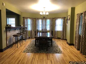 Rivertown Getaway - Image 3
