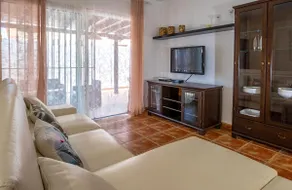 Villa Rosa - Trois Chambres Chalet, Couchages 5 - Image 2