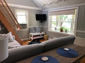 Cozy cottage near Clinton Marina on CT Shoreline - Image 3