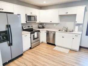 Downtown Apartment! - Image 3