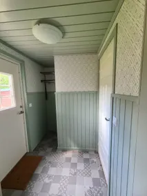 Forest hill. Small cozy house. Three rooms, kitchen. - Image 3