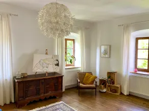 Cozy, centrally located apartment in a historic building by the river - Image 4