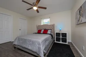 The PRINCE 💎Junior Suite Tennis Court Park Central - Image 5