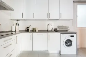 Soho Lounge - Modern & Boutique, Central Apartment - Image 4