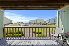 Beach Therapy-Surf Condos, W/Pool & Beach Access - Image 4