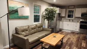 Spacious Studio with All the Comforts of Home - Image 2