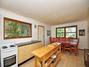 Brilliant Location - Image 4