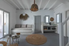 Bianco Diverso Suites - Image 4