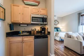 Charming Upscale Studio Unit on 30A, Seacrest, FL - Image 5