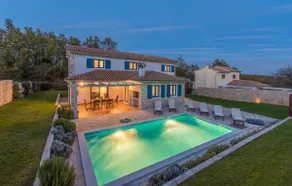 Villa Kvinta, 4 Bedroom, Private Pool and Sauna - Image 3