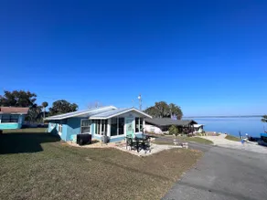 View of Lake Weir & private beach access  - Image 3