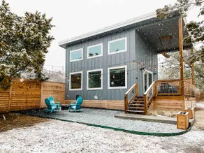 The Avery House - A quiet hill country retreat - Image 2