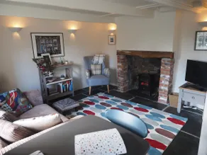 Connie's Cottage, Charlestown - Image 4