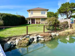 Vista House*Hot Tub*  *Ocean & Bay Views* - Image 5