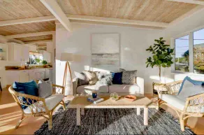 Sunny Beach House • Walk to Beach • Sleeps 8 - Image 2