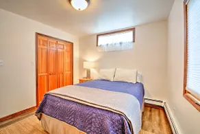 Cozy Garden Bungalow with Parking - Image 5