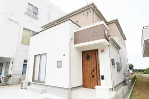 30 seconds walk to the beach! Private B&B for 10 people! - Image 4