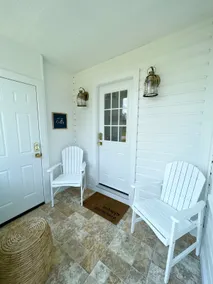 Sound View Beach Getaway Cottage - Image 3