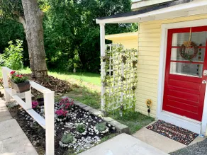Charming Country Cottage- Long Term Stays Welcome! - Image 2