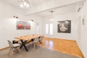 Spacious 4BED 4BATH flat near Archaelogical Museum - Image 2