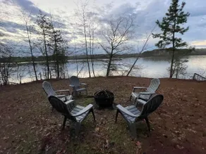 Kerr Lake Amazing Views, Private Dock, Quiet - Image 2