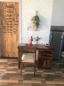 Cocoon - come in to this charming private studio ! - Image 4