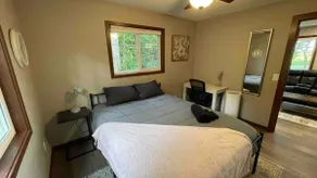 Tremendous Thompson Tenement 3BD House Hoagland - Image 5