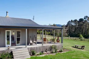 Justine's on Jarrett's,Kangaroo Valley - Image 2