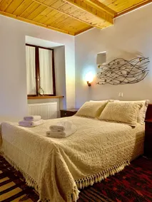 Elati's traditional and cosy home - Image 2