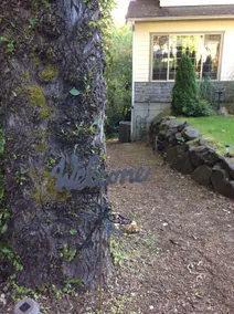 Large 2 Bedroom near Bellevue, Seattle and Airport - Image 2