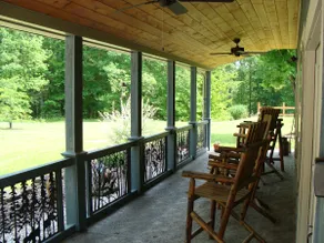 Wildcat Cove Lodge - Image 2