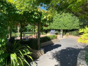 Spacious Hobart Oasis - Image 5