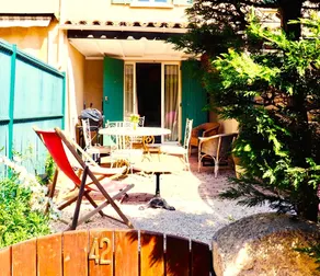 Jolie Maison Provençale 6 pers. jardin parking centre-ville PISCINE  tt à pied - Image 3