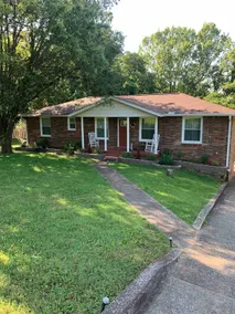 Homey & Comfy, kit &2 Brs, Sq. Ft. 950 - Image 2