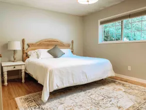 Relaxing Rambler - Bright, Spacious - Near I5+205 - Image 5