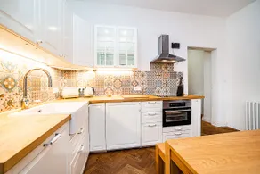 Elegant, modern, 2-bed flat by Museum of Prague - Image 3
