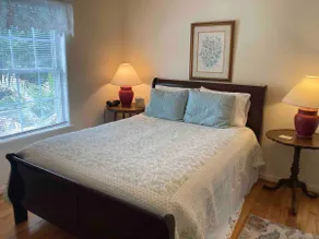 Cottage #11- Upper Level, Pool, 1 BR/1Bth, WIFI - Image 3