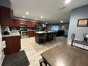 ~~~ Huge Family Retreat w/Movie Theater & Game Room~~~ - Image 2