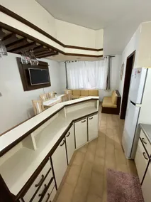 Spacious apartment, block from the sea. Close to everything! - Image 3