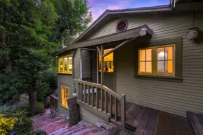 Peaceful and romantic cottage in topanga Canyon - Image 2